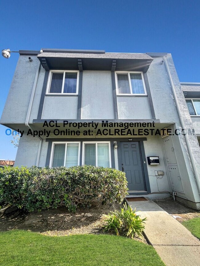 Spacious & Upgraded 4-Bedroom Townhouse in... - Spacious & Upgraded 4-Bedroom Townhouse in...