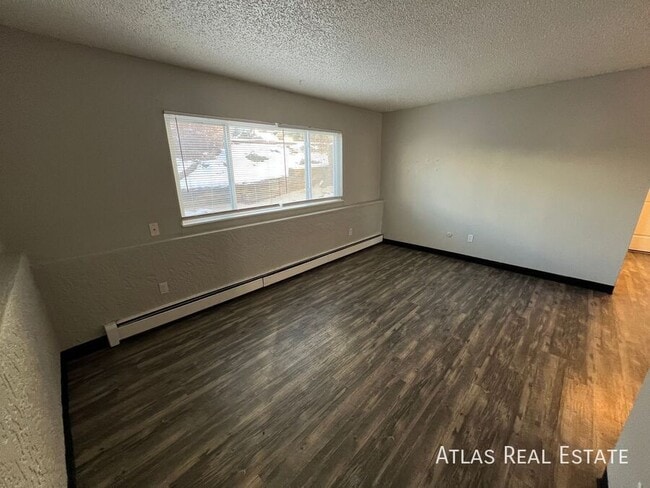 Building Photo - 415 St Vrain Pl Unit 102