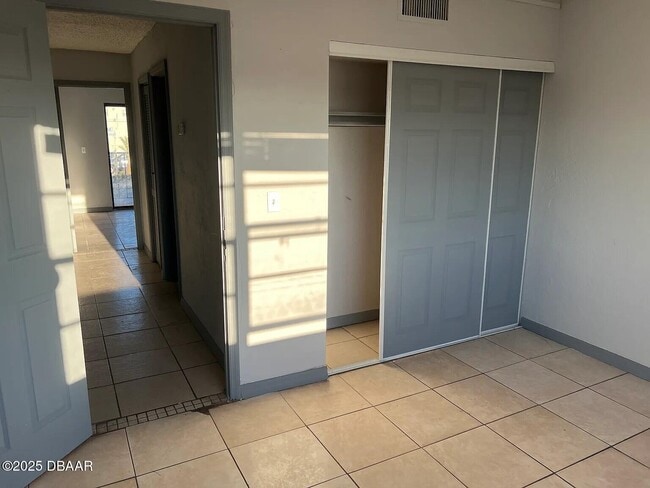 Photo - 3760 S Atlantic Ave Unit 5