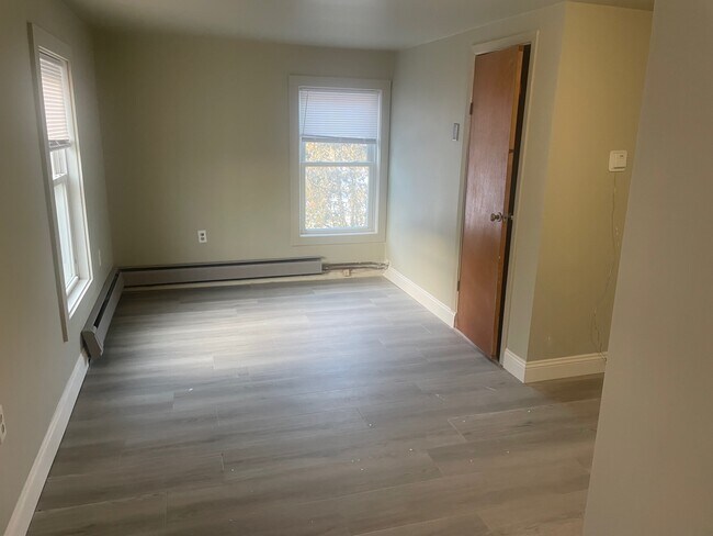 20 Latham Ct Unit 20 Latham Ct