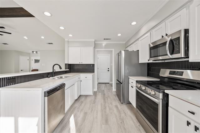 Photo - 127 Wildwood Crossover St