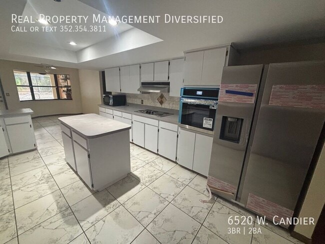 Photo - 6520 W. Candier-