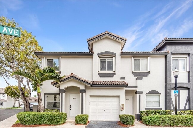 Building Photo - 2301 SE 24th Ct