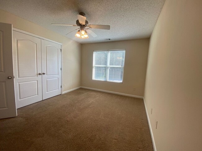 Photo - PRE-LEASING FOR AUGUST 2026!