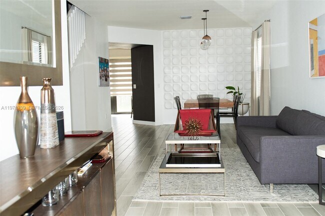 Photo - 25216 SW 118th Ave