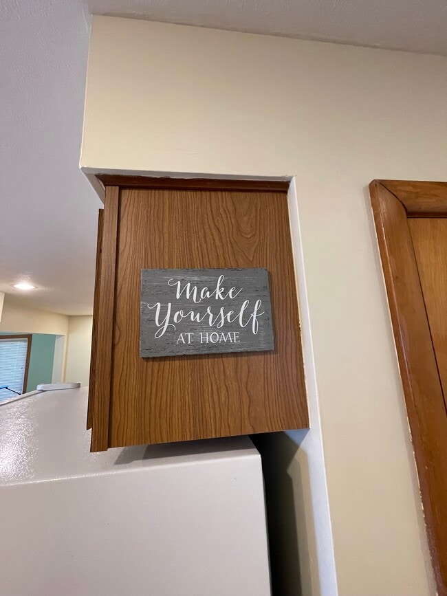 Photo - 644 3 Mile Rd NE