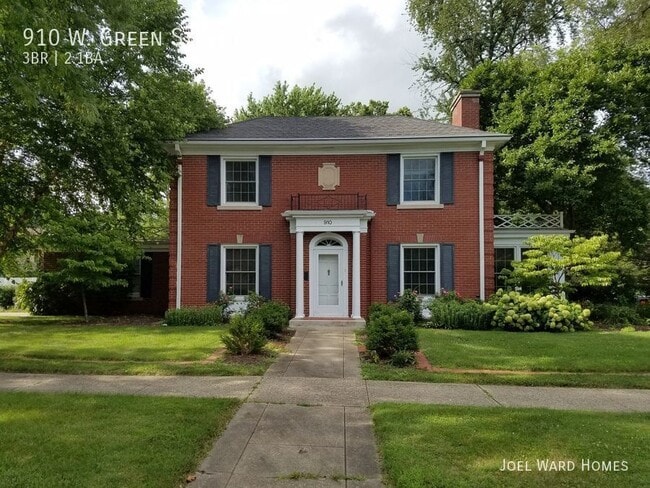 Photo - 910 W Green St Casa