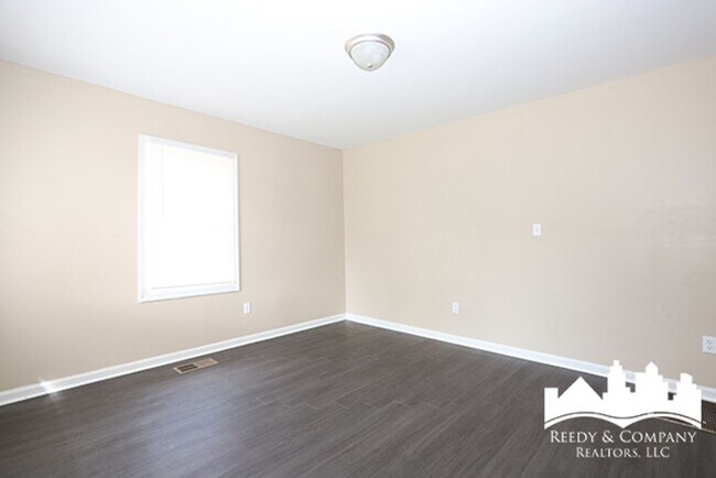 Photo - 1560 Cane Rd