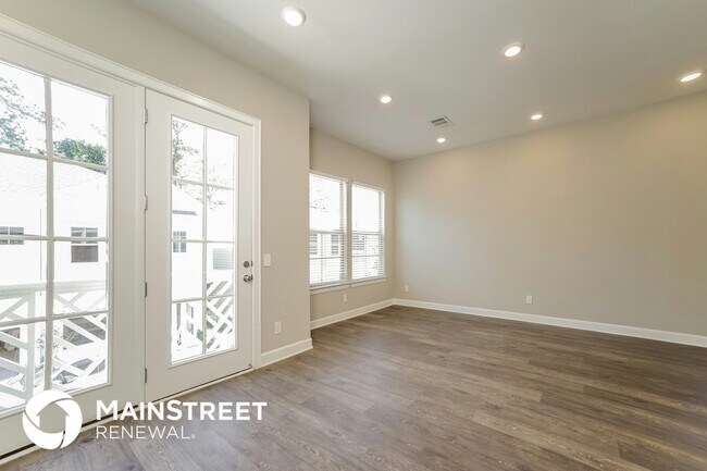 Photo - 5114 Royal Heath Dr