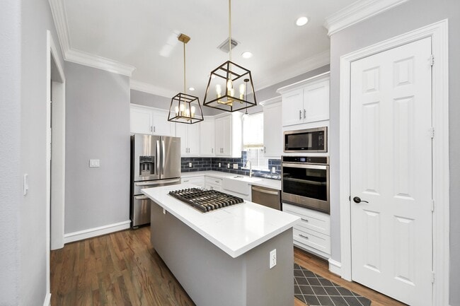 Photo - 5317 Feagan St