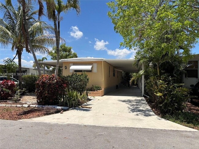 Photo - 2939 W Marina Dr