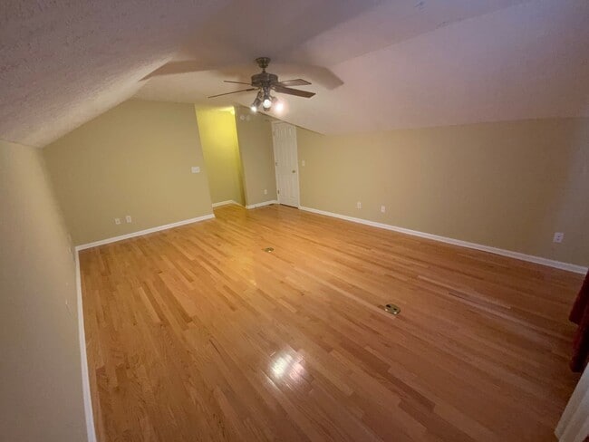 Photo - Lovely, well maintained Smyrna home with private wooded backyard!