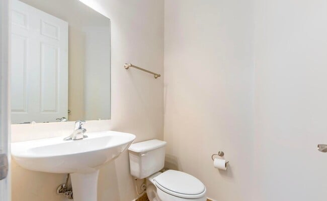 Photo - 1088 Grove Park Cir