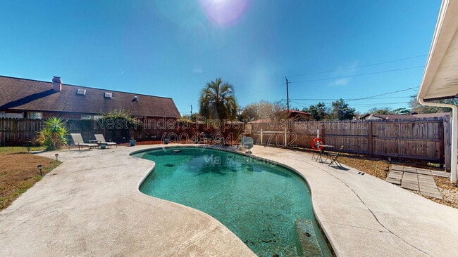 Building Photo - 3318 Cormorant Dr