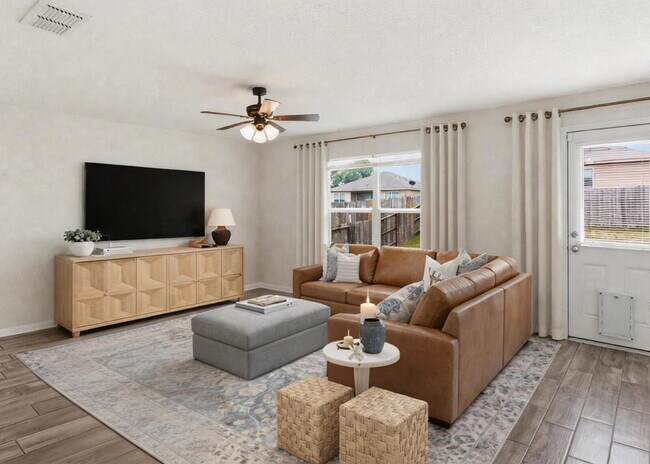 Photo - Charming 3-bedroom, 2-bath home located in the gated community of Southern Hills!