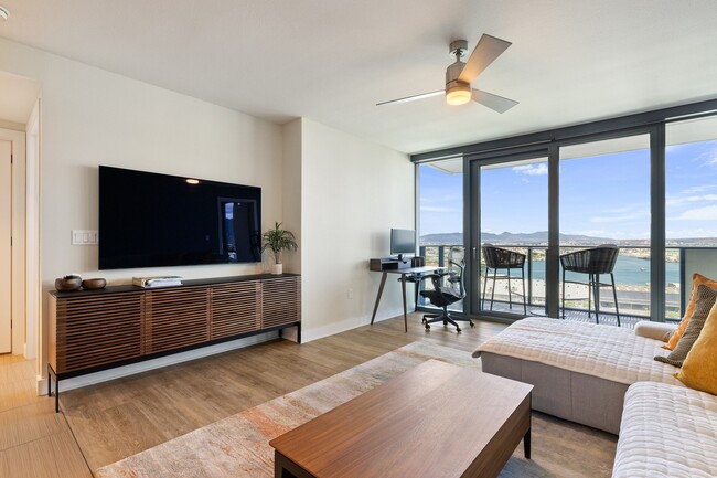 Building Photo - Fully Furnished 2 Bed / 2 Bath Condo with ... Unit 2108