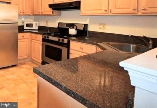 Photo - 1402 Tristram Cir