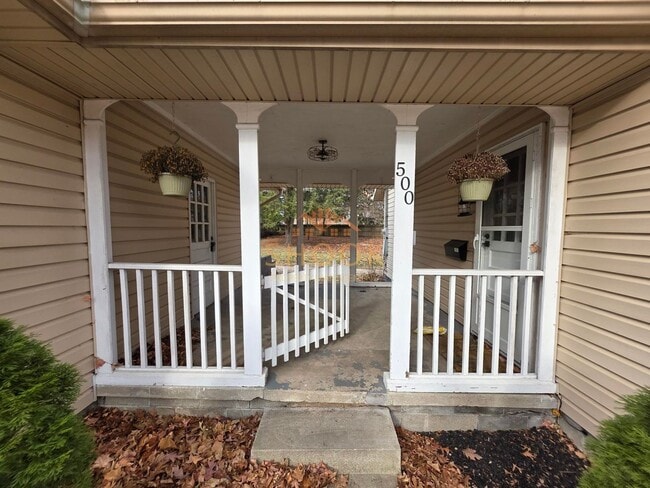 Photo - UPDATED RANCH CLOSE TO CAMPUS + LOTS OF AMENITIES