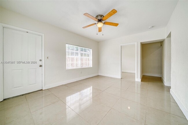 Photo - 1747 NW 40th St Unit 1747