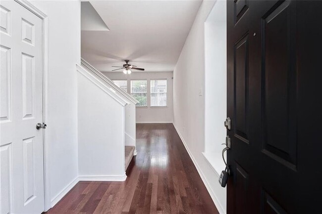 Photo - 74 Blue Creek Ct