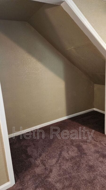 Photo - 1177 W 26th St