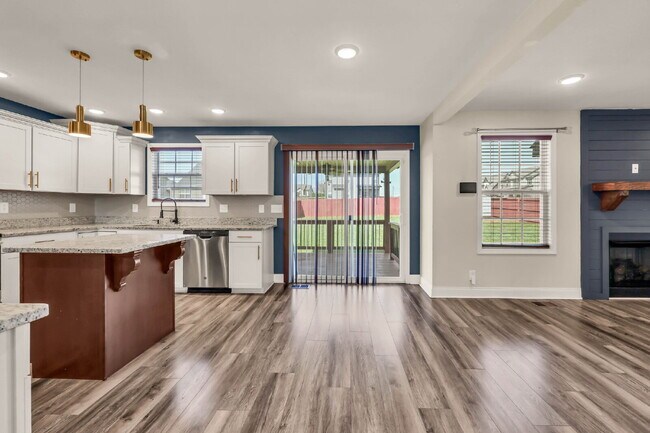 Photo - Close to Fort Campbell and MOVE IN READY!