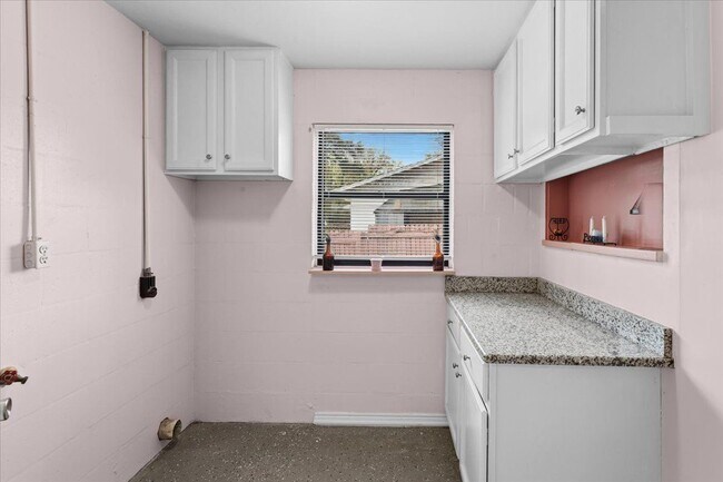 Photo - 11907 NW 147 Pl