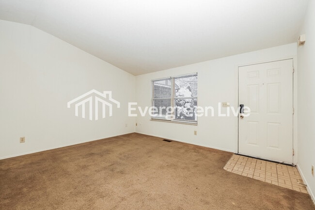 Photo - 6376 Greenfield Way