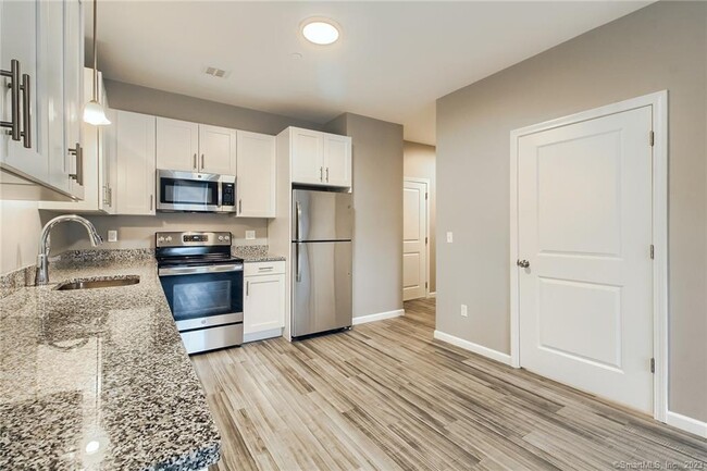 Photo - 9 Steele Blvd Condo Unit 201