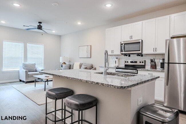 Photo - 1650 Harris Hill Rd Unit 07-7206