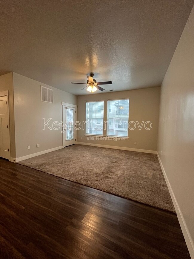 Photo - 586 N 360 W
