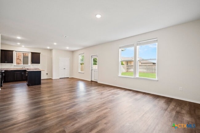 Photo - 128 Rock Nettle