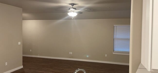 Photo - 5212 Oakwood Villa Ct