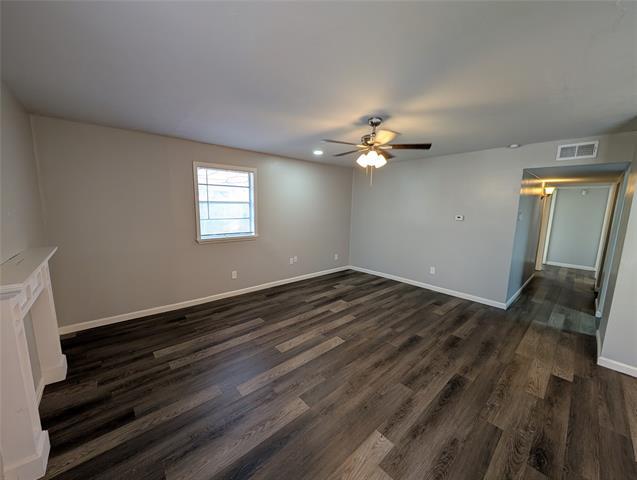 Photo - 818 Calvin Dr