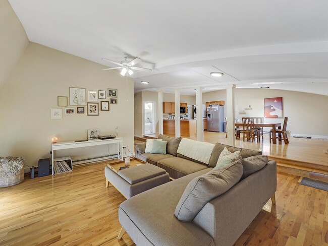 Photo - 4942 N Sheridan Rd Unit 8