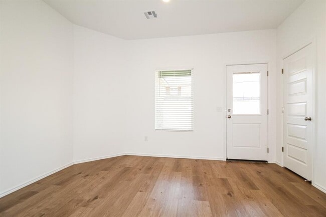 Photo - 1833 Rock Elm Dr