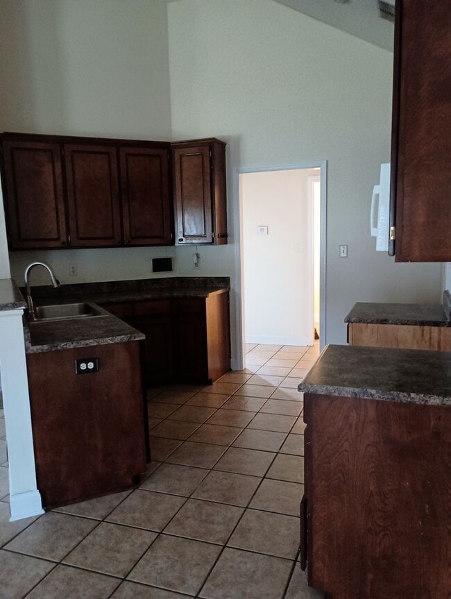 Photo - 125 Summerfield Dr