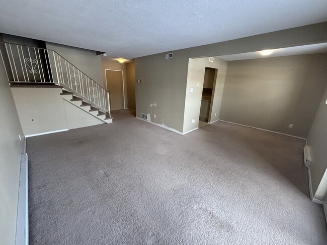 Photo - 499 Albert St Unité 3