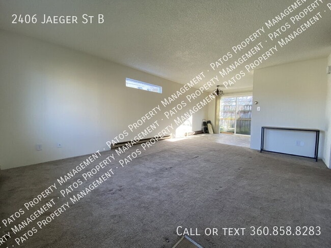 Photo - 2406 Jaeger St