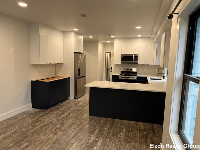 Photo - 42 Radnor Rd Unit 2