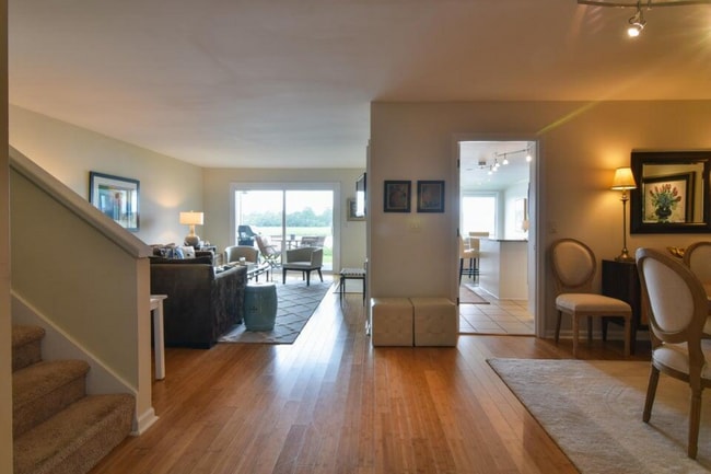 Photo - 46 Wappoo Creek Pl