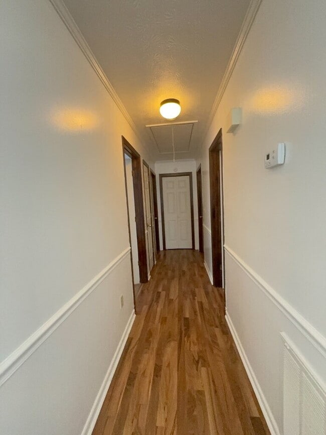 Photo - "Charming 3-Bedroom Sanctuary with 2 Full Baths in Prime Simpsonville Location!"
