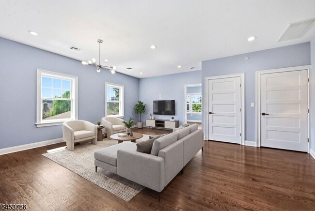 55 Watchung Ave Unidad 4