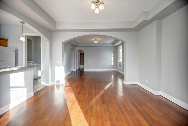 Photo - 3966 Trumbull St Unidad 2