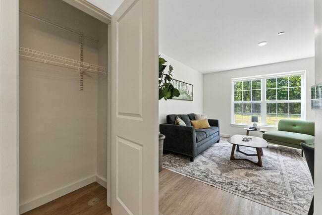 Photo - Elizabeth Brook Apartments