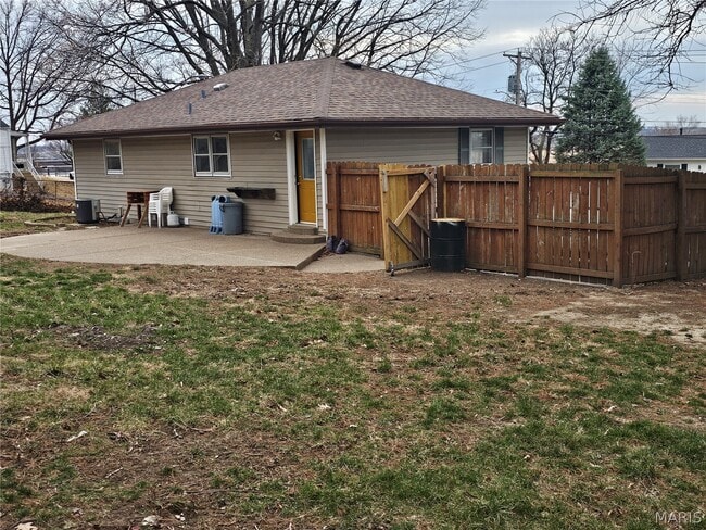 Photo - 206 Lake Ave