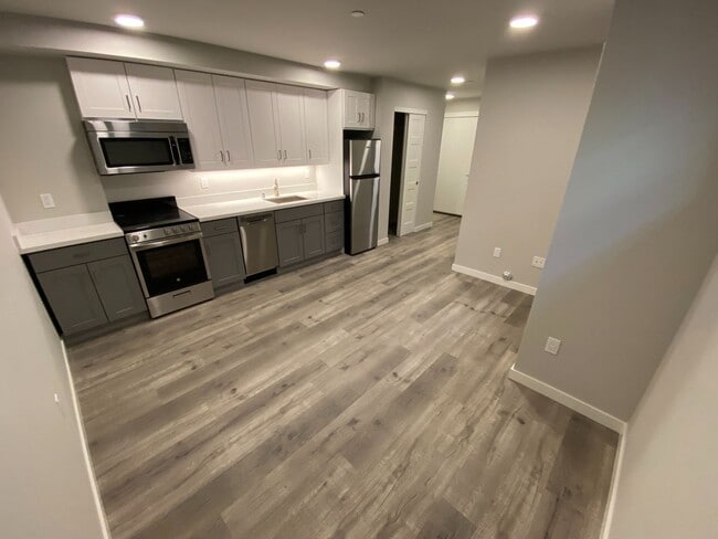 Photo - University Flats Apartments