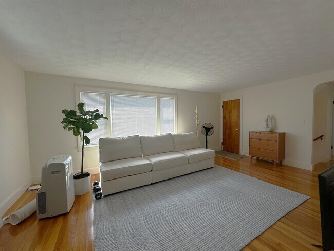 Photo - 15 Grove St Unit 2