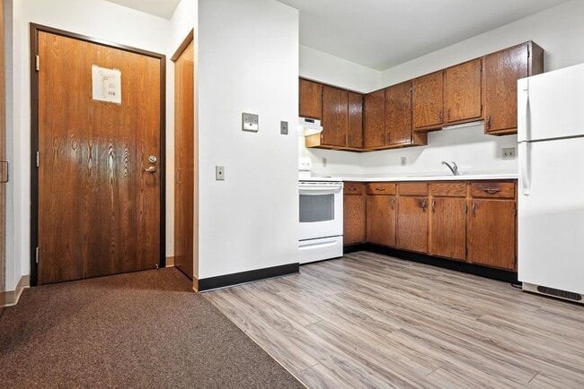 Building Photo - 509 N Main St Rental