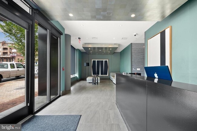 Photo - 1055 Wisconsin Ave NW Unidad 4E